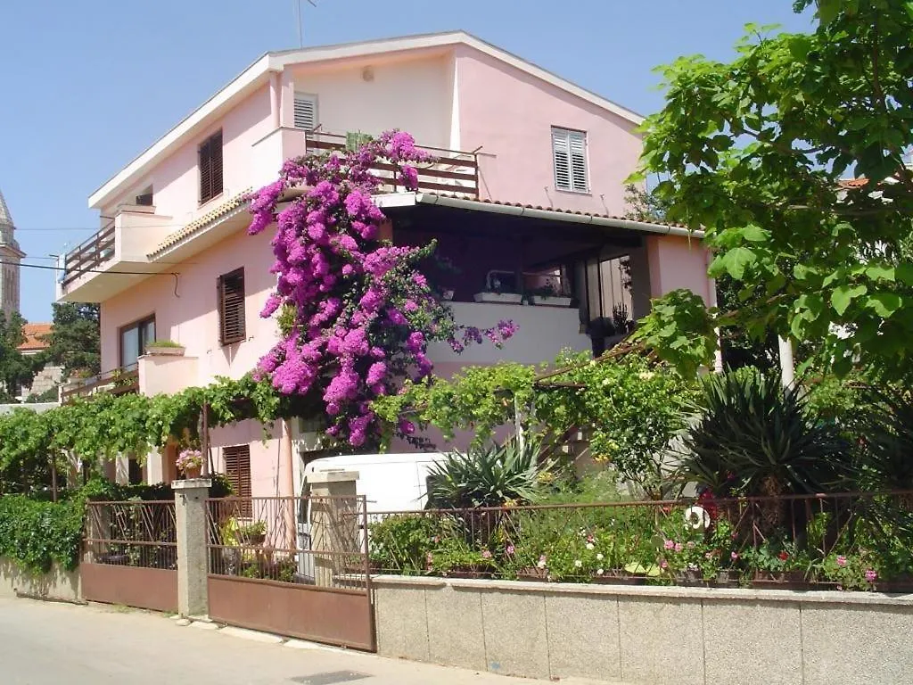 Vacation Apartment In Pakostane With Terrace, Wifi, Washing Machine 0*,