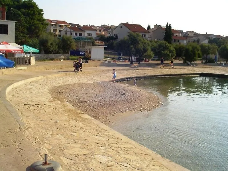 Vacation Apartment In Pakostane With Terrace, Wifi, Washing Machine