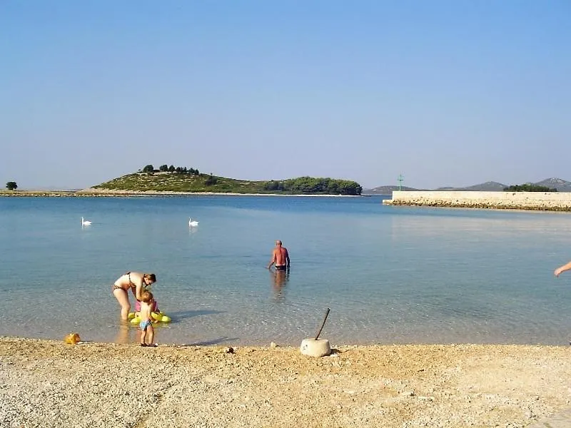 Vacation Apartment In Pakostane With Terrace, Wifi, Washing Machine